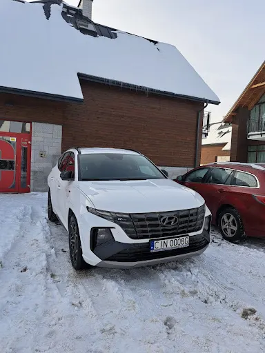 Luxcar wypożyczalnia samochodów wynajem aut Inowrocław Bydgoszcz